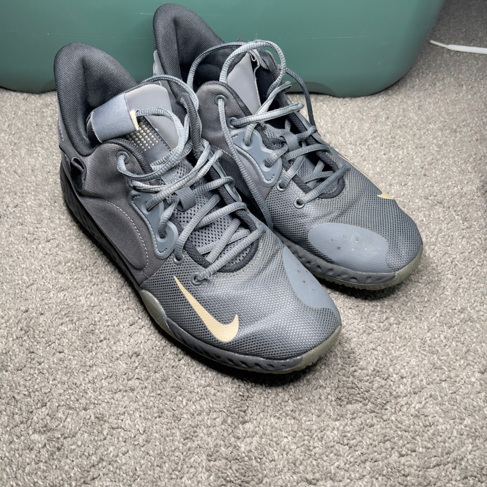Nike KD Trey 5 VII Basketball Shoes Gray Gold Athletic Sneakers Mens Size 8